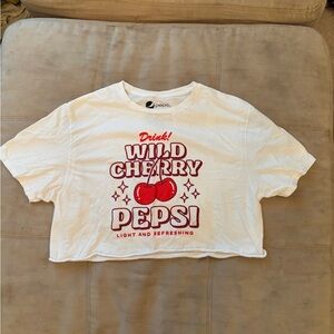 Pepsi Wild Cherry Crop Top Red Graphic T-shirt Juniors Size Large